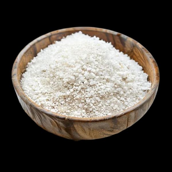 3-ultra-realistic-white-pepper-whole-form-and-ground-powder-displayed-together-i-transparent-png