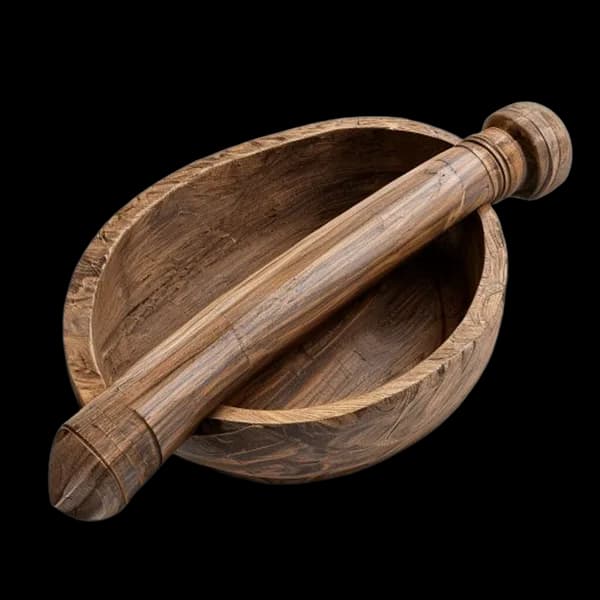 high-detail-mace-whole-and-ground-form-product-packshot-style-front-view-side-vi-transparent-png